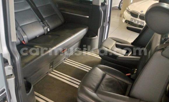 Tenga Tsaru Volkswagen Caravelle Sirivha Mota in Beitbridge in Matabeleland South Tenga Tsaru Volkswagen Caravelle Sirivha Mota in Beitbridge in Matabeleland South