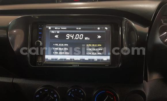 Acheter Occasion Voiture Toyota Hilux Blanc à Beitbridge, Matabeleland South Acheter Occasion Voiture Toyota Hilux Blanc à Beitbridge, Matabeleland South