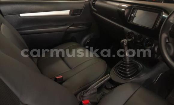 Acheter Occasion Voiture Toyota Hilux Blanc à Beitbridge, Matabeleland South Acheter Occasion Voiture Toyota Hilux Blanc à Beitbridge, Matabeleland South