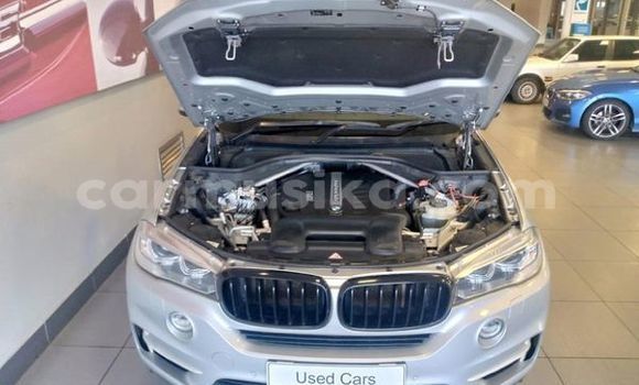 Acheter Occasion Voiture BMW X5 Gris à Beitbridge, Matabeleland South Acheter Occasion Voiture BMW X5 Gris à Beitbridge, Matabeleland South