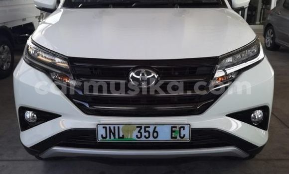 Acheter Occasion Voiture Toyota Rush Blanc à Beitbridge, Matabeleland South Acheter Occasion Voiture Toyota Rush Blanc à Beitbridge, Matabeleland South