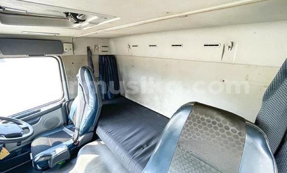 Acheter Occasion Voiture Volvo 440 Blanc à Beitbridge, Matabeleland South Acheter Occasion Voiture Volvo 440 Blanc à Beitbridge, Matabeleland South