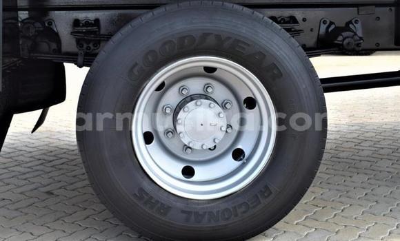 Acheter Occasion Voiture Nissan Urvan Blanc à Beitbridge, Matabeleland South Acheter Occasion Voiture Nissan Urvan Blanc à Beitbridge, Matabeleland South