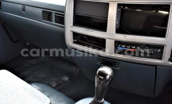 Acheter Occasion Voiture Nissan Urvan Blanc à Beitbridge, Matabeleland South Acheter Occasion Voiture Nissan Urvan Blanc à Beitbridge, Matabeleland South