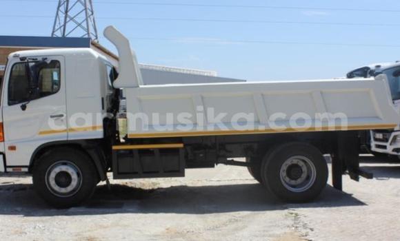 Acheter Occasion Voiture Haima 7 Blanc à Beitbridge, Matabeleland South Acheter Occasion Voiture Haima 7 Blanc à Beitbridge, Matabeleland South