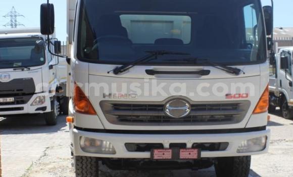 Acheter Occasion Voiture Haima 7 Blanc à Beitbridge, Matabeleland South Acheter Occasion Voiture Haima 7 Blanc à Beitbridge, Matabeleland South