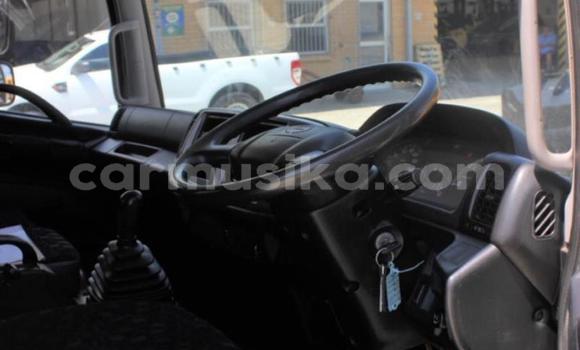 Acheter Occasion Voiture Haima 7 Blanc à Beitbridge, Matabeleland South Acheter Occasion Voiture Haima 7 Blanc à Beitbridge, Matabeleland South