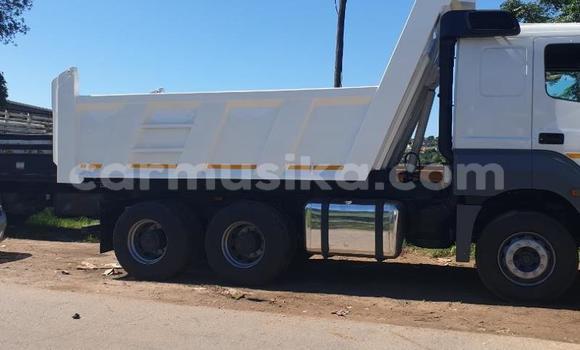 Acheter Occasion Voiture Mercedes‒Benz W29 Blanc à Beitbridge, Matabeleland South