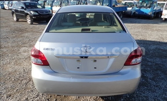 Acheter Occasion Voiture Toyota Belta Gris à Beitbridge, Matabeleland South Acheter Occasion Voiture Toyota Belta Gris à Beitbridge, Matabeleland South