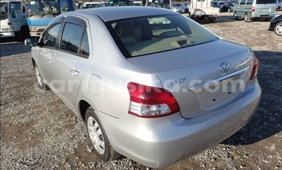 Acheter Occasion Voiture Toyota Belta Gris à Beitbridge, Matabeleland South Acheter Occasion Voiture Toyota Belta Gris à Beitbridge, Matabeleland South