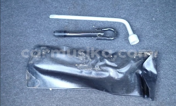 Acheter Occasion Voiture Toyota Belta Gris à Beitbridge, Matabeleland South Acheter Occasion Voiture Toyota Belta Gris à Beitbridge, Matabeleland South