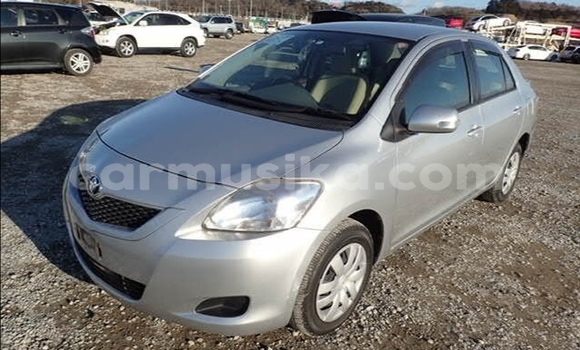 Acheter Occasion Voiture Toyota Belta Gris à Beitbridge, Matabeleland South Acheter Occasion Voiture Toyota Belta Gris à Beitbridge, Matabeleland South