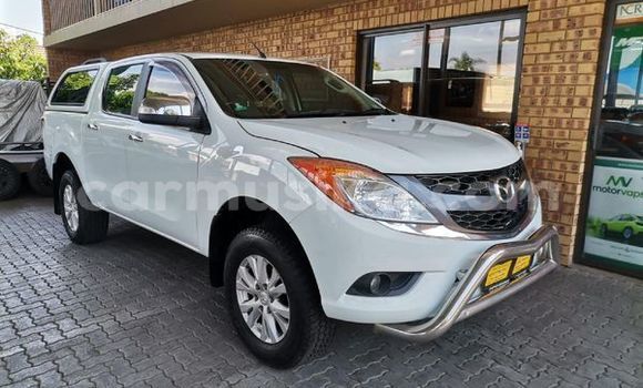 Buy Used Mazda BT-50 White Car in Beitbridge in Matabeleland South