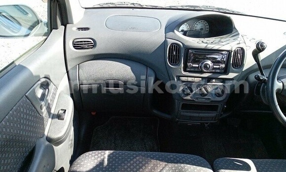 Buy Used Toyota FunCargo Silver Car in Beitbridge in Matabeleland South Buy Used Toyota FunCargo Silver Car in Beitbridge in Matabeleland South