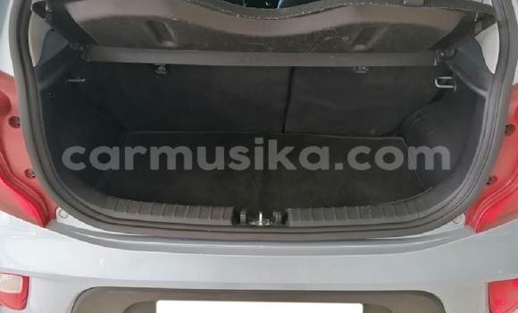 Buy Used Kia Picanto Blue Car in Beitbridge in Matabeleland South Buy Used Kia Picanto Blue Car in Beitbridge in Matabeleland South