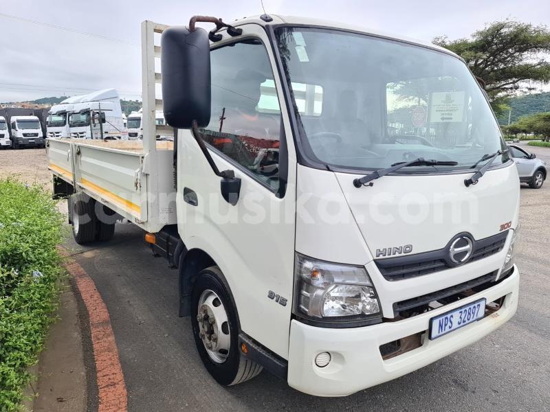 Big with watermark toyota dyna matabeleland south beitbridge 27956