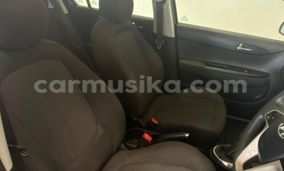 Acheter Occasion Voiture Hyundai i20 Bleu à Beitbridge, Matabeleland South Acheter Occasion Voiture Hyundai i20 Bleu à Beitbridge, Matabeleland South