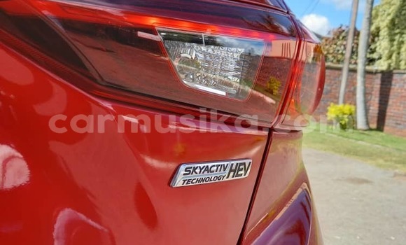 Tenga Imported Mazda Axela Tsvuku Mota in Harare in Harare Tenga Imported Mazda Axela Tsvuku Mota in Harare in Harare