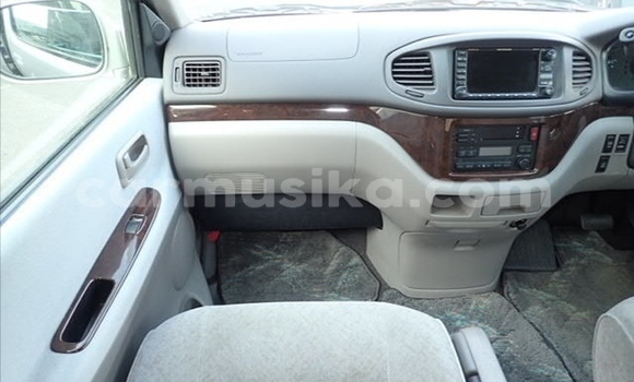 Acheter Occasion Voiture Toyota Regius Gris à Beitbridge, Matabeleland South Acheter Occasion Voiture Toyota Regius Gris à Beitbridge, Matabeleland South