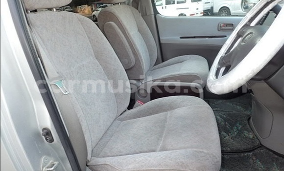 Acheter Occasion Voiture Toyota Regius Gris à Beitbridge, Matabeleland South Acheter Occasion Voiture Toyota Regius Gris à Beitbridge, Matabeleland South