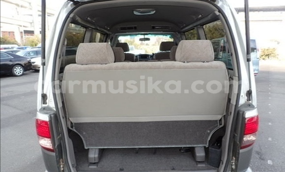 Acheter Occasion Voiture Toyota Regius Gris à Beitbridge, Matabeleland South Acheter Occasion Voiture Toyota Regius Gris à Beitbridge, Matabeleland South