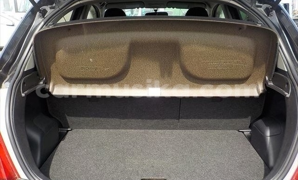 Acheter Occasion Voiture Toyota Vitz Noir à Beitbridge, Matabeleland South Acheter Occasion Voiture Toyota Vitz Noir à Beitbridge, Matabeleland South