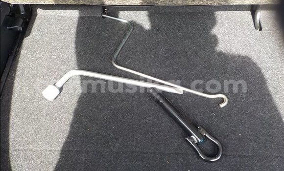 Acheter Occasion Voiture Toyota Vitz Noir à Beitbridge, Matabeleland South Acheter Occasion Voiture Toyota Vitz Noir à Beitbridge, Matabeleland South