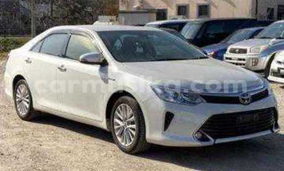 Buy Used Toyota Camry White Car in Beitbridge in Matabeleland South Buy Used Toyota Camry White Car in Beitbridge in Matabeleland South