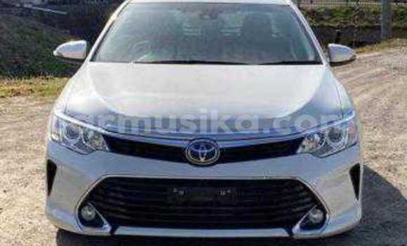 Buy Used Toyota Camry White Car in Beitbridge in Matabeleland South Buy Used Toyota Camry White Car in Beitbridge in Matabeleland South