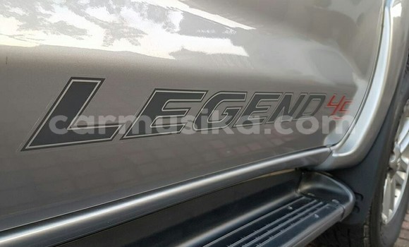 Acheter Occasion Voiture Toyota Hilux Gris à Beitbridge, Matabeleland South Acheter Occasion Voiture Toyota Hilux Gris à Beitbridge, Matabeleland South