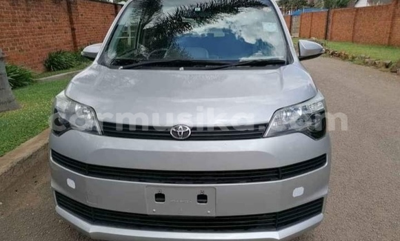 Nunua Ilio tumika Toyota Spade Fedha Gari ndani ya Beitbridge nchini Matabeleland Kusini Nunua Ilio tumika Toyota Spade Fedha Gari ndani ya Beitbridge nchini Matabeleland Kusini