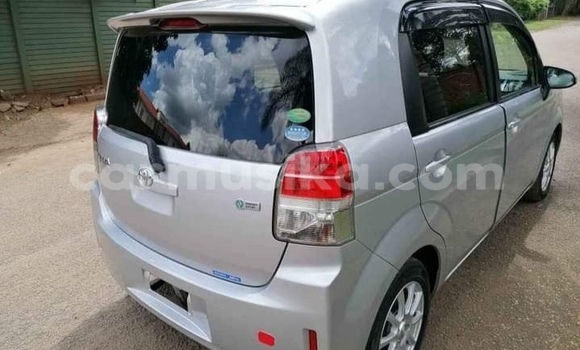 Nunua Ilio tumika Toyota Spade Fedha Gari ndani ya Beitbridge nchini Matabeleland Kusini Nunua Ilio tumika Toyota Spade Fedha Gari ndani ya Beitbridge nchini Matabeleland Kusini