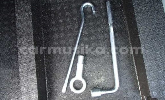 Buy Used Honda Fit Silver Car in Beitbridge in Matabeleland South Buy Used Honda Fit Silver Car in Beitbridge in Matabeleland South