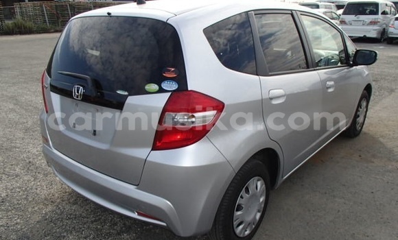 Buy Used Honda Fit Silver Car in Beitbridge in Matabeleland South Buy Used Honda Fit Silver Car in Beitbridge in Matabeleland South
