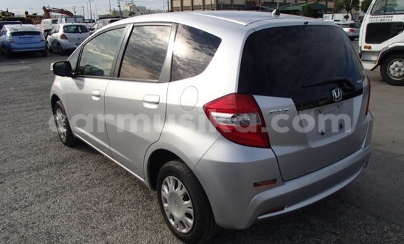 Buy Used Honda Fit Silver Car in Beitbridge in Matabeleland South Buy Used Honda Fit Silver Car in Beitbridge in Matabeleland South