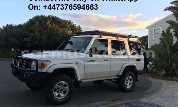 Tenga Tsaru Toyota Land Cruiser Chena Mota in Harare in Harare