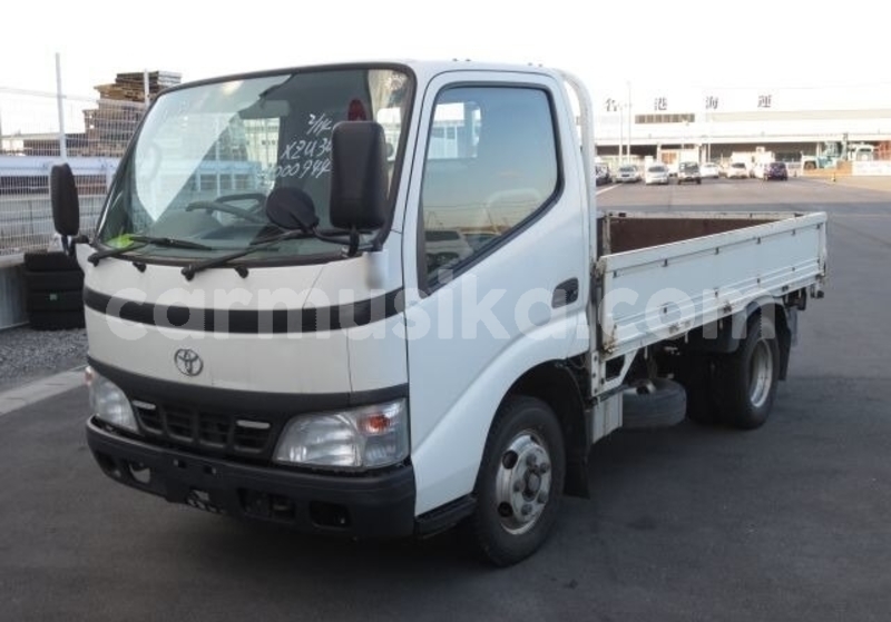 Big with watermark toyota dyna matabeleland south beitbridge 28038