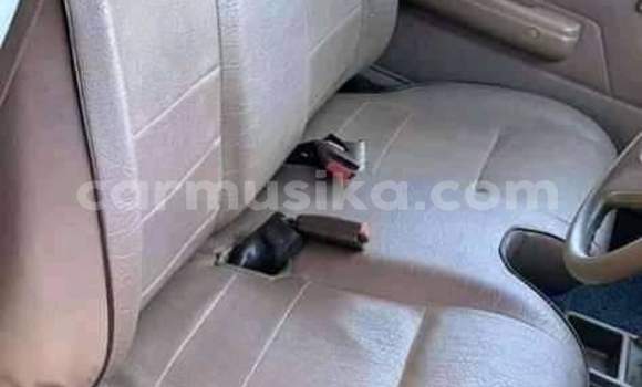 Acheter Occasion Voiture Toyota Hilux Blanc à Beitbridge, Matabeleland South Acheter Occasion Voiture Toyota Hilux Blanc à Beitbridge, Matabeleland South