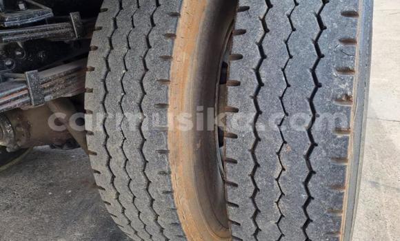 Acheter Occasion Utilitaire Nissan UD Blanc à Beitbridge, Matabeleland South Acheter Occasion Utilitaire Nissan UD Blanc à Beitbridge, Matabeleland South