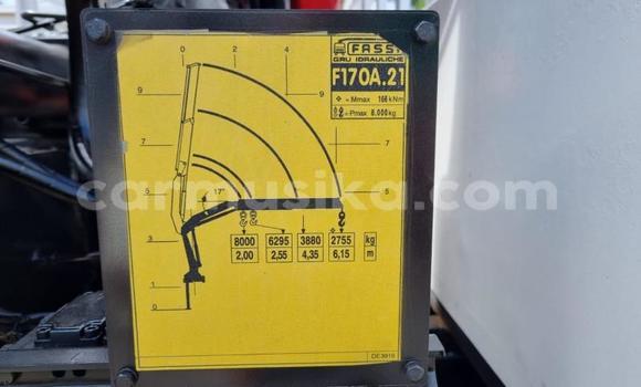 Acheter Occasion Utilitaire Nissan UD Blanc à Beitbridge, Matabeleland South Acheter Occasion Utilitaire Nissan UD Blanc à Beitbridge, Matabeleland South