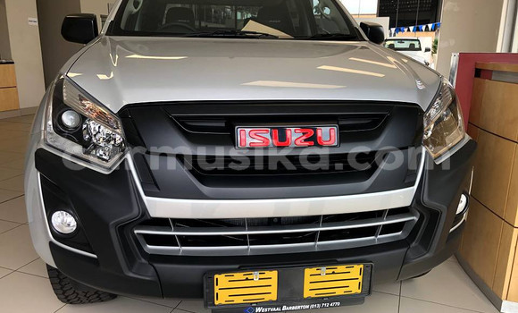 Buy Used Isuzu KB Silver Car in Beitbridge in Matabeleland South Buy Used Isuzu KB Silver Car in Beitbridge in Matabeleland South