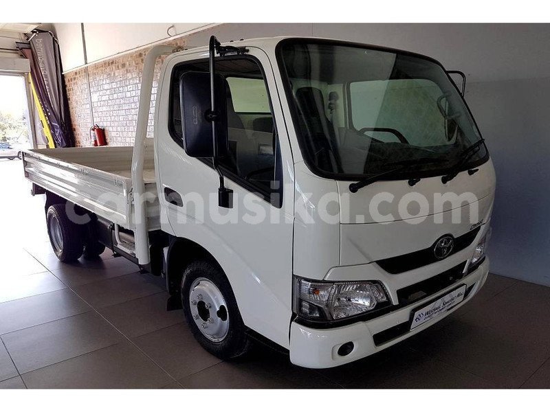 Big with watermark toyota dyna matabeleland south beitbridge 28045