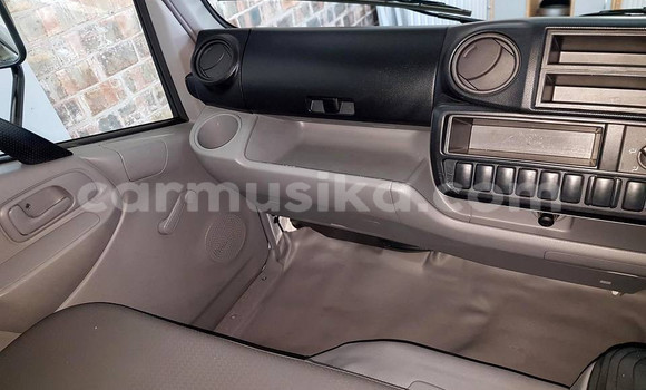 Acheter Occasion Utilitaire Toyota Dyna Blanc à Beitbridge, Matabeleland South Acheter Occasion Utilitaire Toyota Dyna Blanc à Beitbridge, Matabeleland South