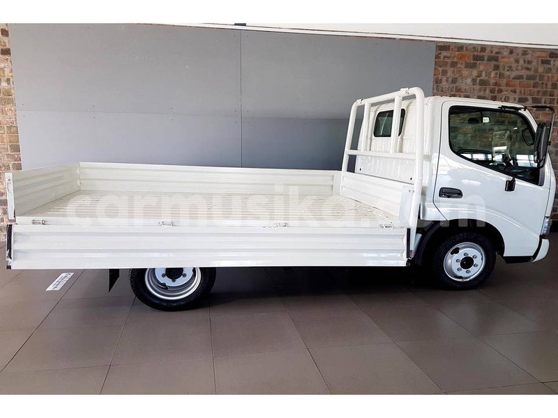 Big with watermark toyota dyna matabeleland south beitbridge 28045