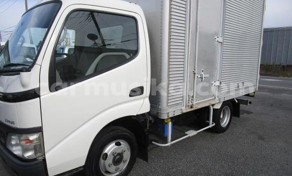 Tenga Tsaru Toyota Dyna Zvimwe Rori in Beitbridge in Matabeleland South Tenga Tsaru Toyota Dyna Zvimwe Rori in Beitbridge in Matabeleland South