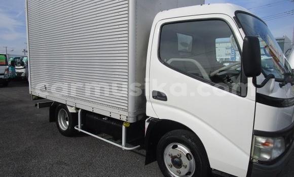 Tenga Tsaru Toyota Dyna Zvimwe Rori in Beitbridge in Matabeleland South Tenga Tsaru Toyota Dyna Zvimwe Rori in Beitbridge in Matabeleland South