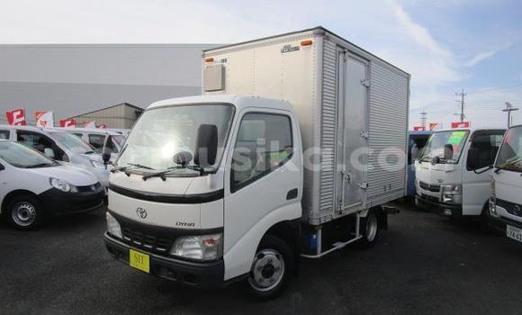 Tenga Tsaru Toyota Dyna Zvimwe Rori in Beitbridge in Matabeleland South Tenga Tsaru Toyota Dyna Zvimwe Rori in Beitbridge in Matabeleland South