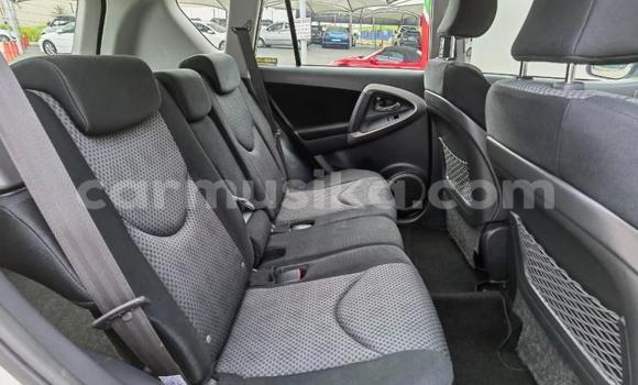 Buy Used Toyota RAV4 White Car in Beitbridge in Matabeleland South Buy Used Toyota RAV4 White Car in Beitbridge in Matabeleland South