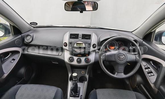Buy Used Toyota RAV4 White Car in Beitbridge in Matabeleland South Buy Used Toyota RAV4 White Car in Beitbridge in Matabeleland South