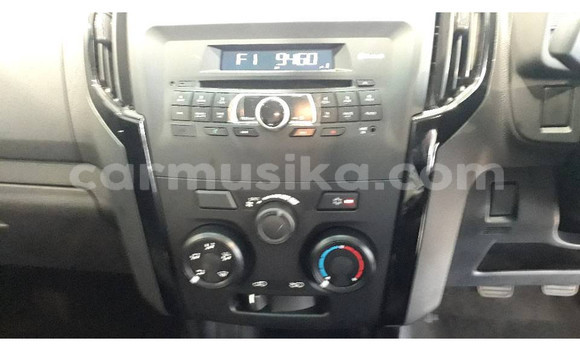 Acheter Occasion Voiture Isuzu KB Blanc à Beitbridge, Matabeleland South Acheter Occasion Voiture Isuzu KB Blanc à Beitbridge, Matabeleland South